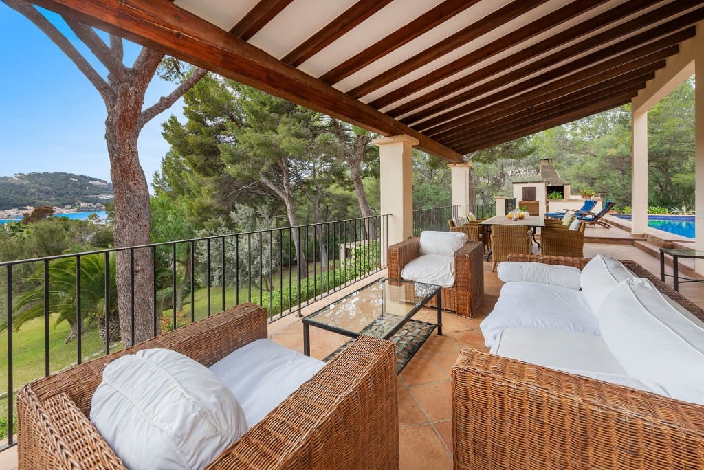 6 bedroom Villa for sale in Puerto de Andratx with pool - € 4,500,000 (Ref: 5220274)