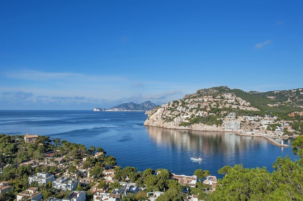 5 soveværelse Semi-Rækkehus til salg i Puerto de Andratx med swimmingpool garage - € 3.800.000 (Ref: 5220283)