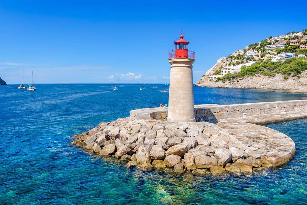 5 soveværelse Semi-Rækkehus til salg i Puerto de Andratx med swimmingpool garage - € 3.800.000 (Ref: 5220283)