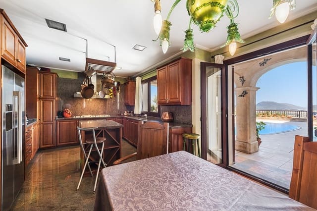 5 bedroom Villa for sale in Búger with pool garage - € 3,100,000 (Ref: 5222365)