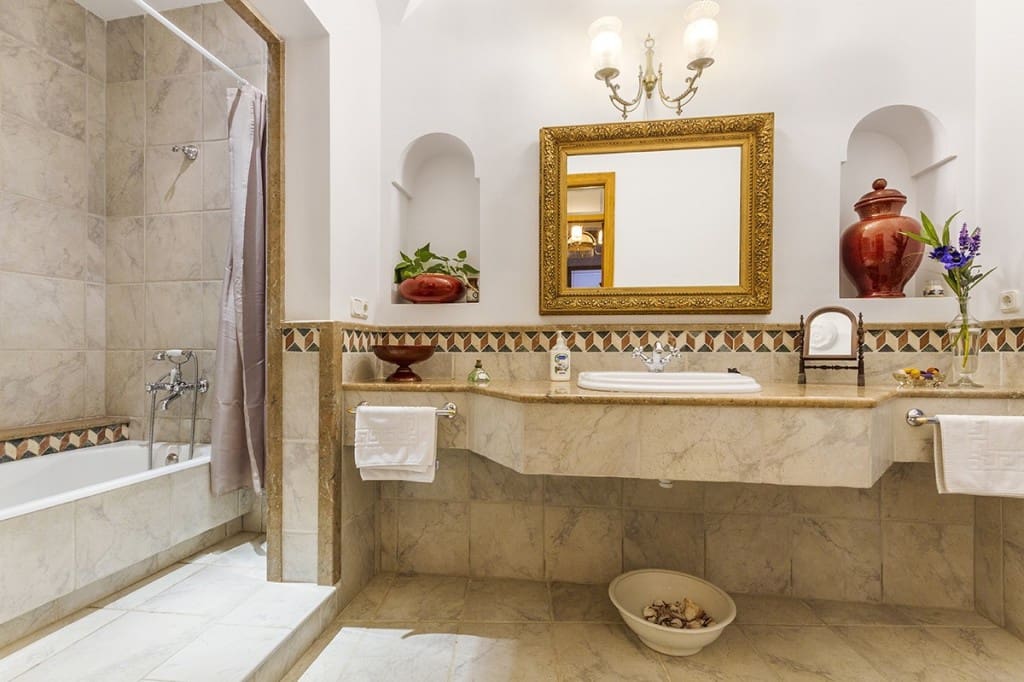 5 soveværelse Byhus til salg i Muro med garage - € 1.300.000 (Ref: 5222382)