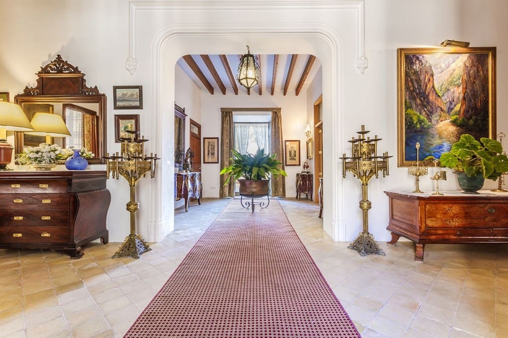 5 soveværelse Byhus til salg i Muro med garage - € 1.300.000 (Ref: 5222382)