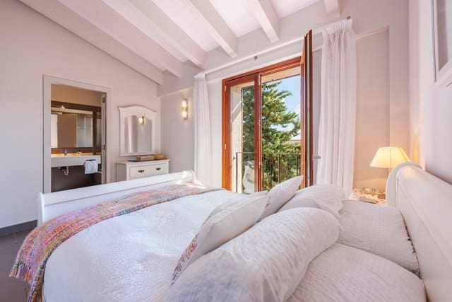 3 slaapkamer Huis te koop in Pollensa / Pollença met zwembad garage - € 1.600.000 (Ref: 5255158)