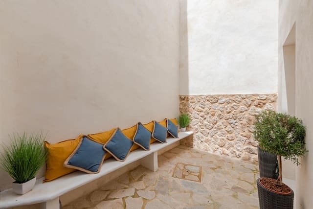 4 soveværelse Byhus til salg i Pollensa / Pollença med swimmingpool - € 1.295.000 (Ref: 5283534)