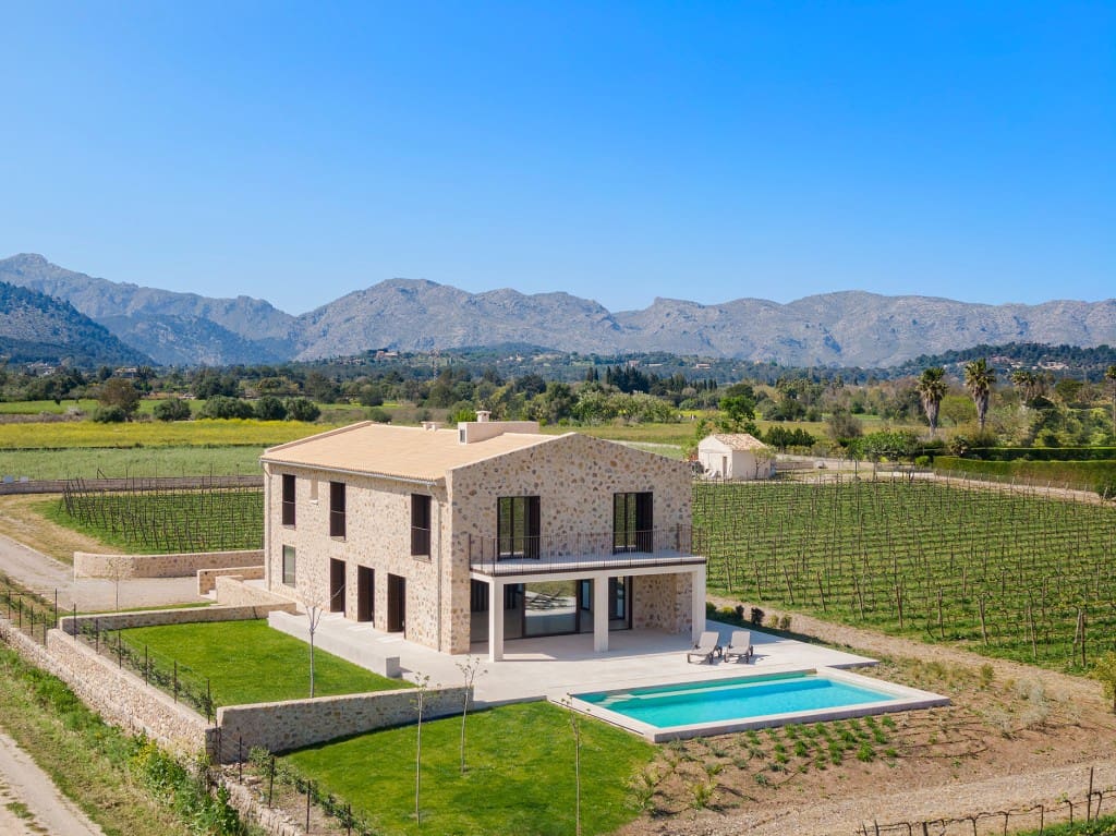 4 soveværelse Finca/Landehus til salg i Pollensa / Pollenca med swimmingpool - € 4.200.000 (Ref: 5999154)