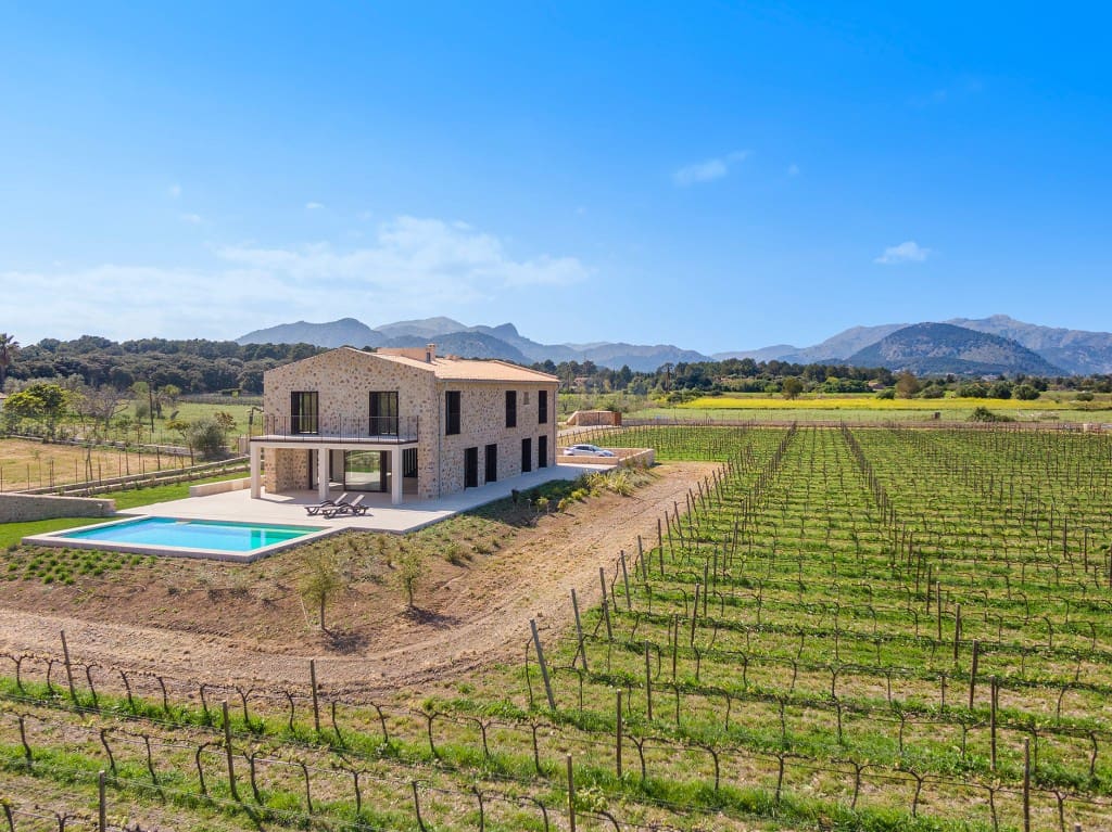 4 soveværelse Finca/Landehus til salg i Pollensa / Pollenca med swimmingpool - € 4.200.000 (Ref: 5999154)