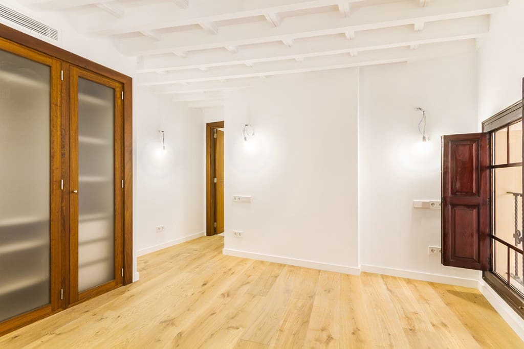 2 bedroom Apartment for sale in Palma de Mallorca - € 1,775,000 (Ref: 6120823)