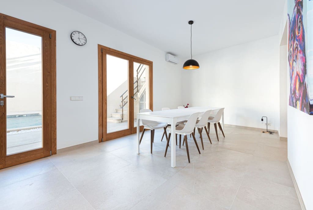 5 soveværelse Byhus til salg i Sa Pobla med swimmingpool garage - € 950.000 (Ref: 6120874)