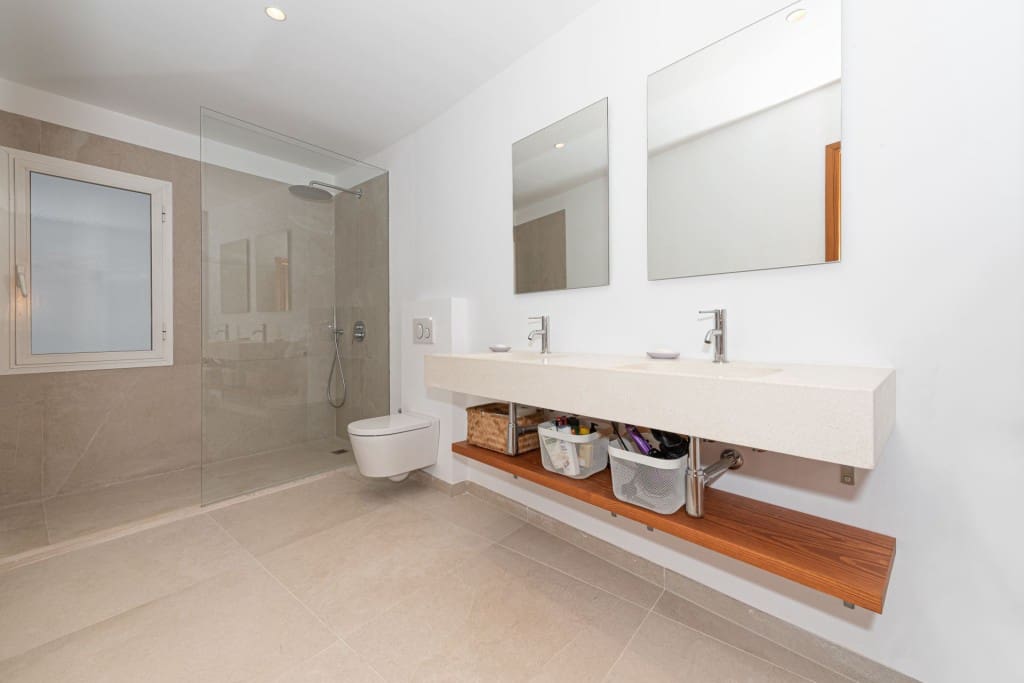 5 soveværelse Byhus til salg i Sa Pobla med swimmingpool garage - € 950.000 (Ref: 6120874)