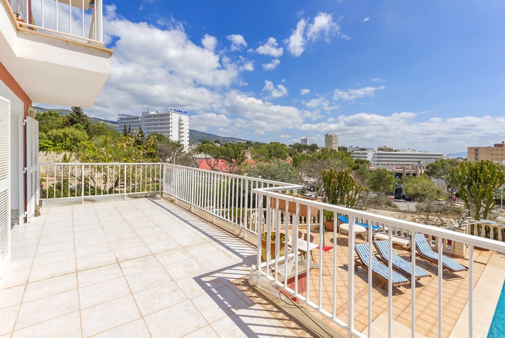 5 soveværelse Villa til salg i Palmanova med swimmingpool garage - € 2.950.000 (Ref: 6120881)