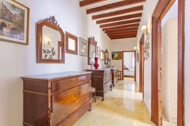 7 soveværelse Byhus til salg i Andratx med garage - € 809.500 (Ref: 6120892)