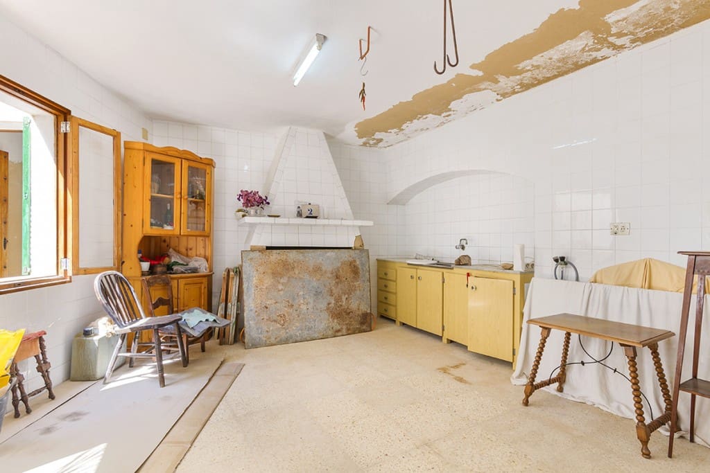 7 soveværelse Byhus til salg i Andratx med garage - € 809.500 (Ref: 6120892)