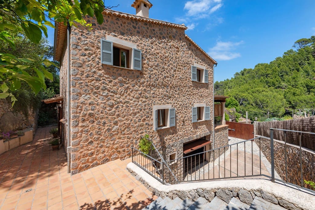 4 soveværelse Villa til salg i Deia med swimmingpool garage - € 3.500.000 (Ref: 6214051)