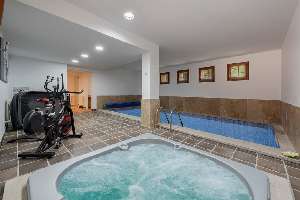 4 soveværelse Villa til salg i Deia med swimmingpool garage - € 3.500.000 (Ref: 6214051)