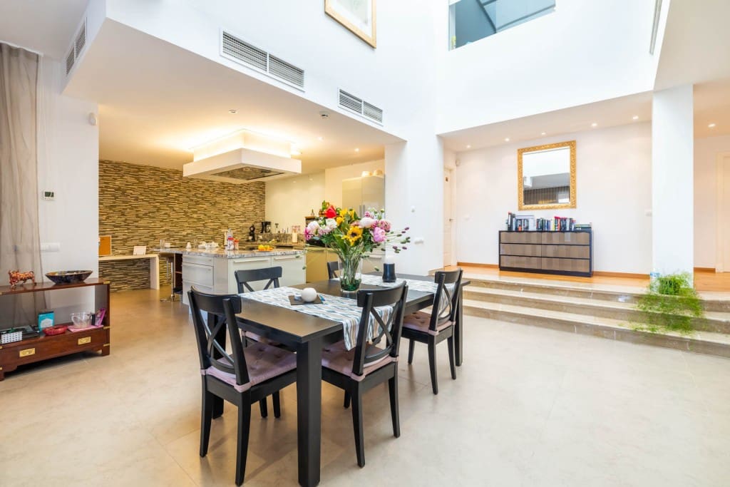 6 soveværelse Villa til salg i Mal Pas-Bon Aire med swimmingpool garage - € 2.950.000 (Ref: 6259972)