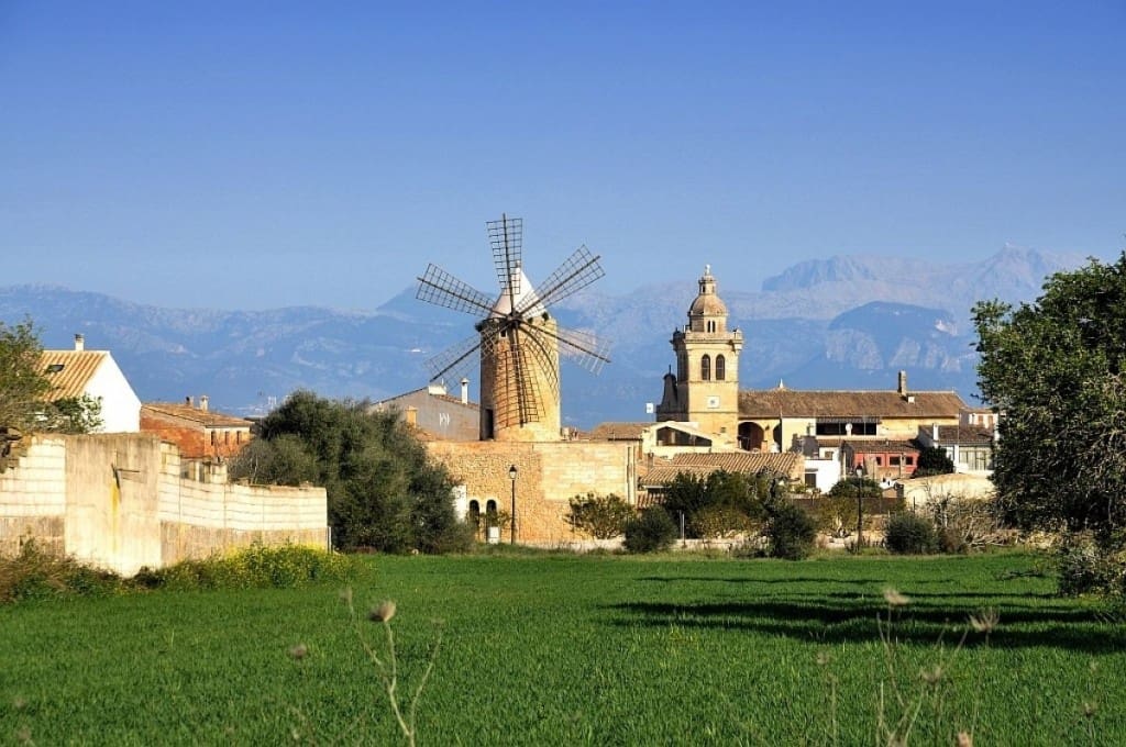 10 slaapkamer Finca/Landhuis te koop in Algaida met garage - € 4.200.000 (Ref: 6394115)