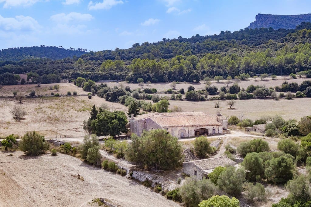 10 slaapkamer Finca/Landhuis te koop in Algaida met garage - € 4.200.000 (Ref: 6394115)