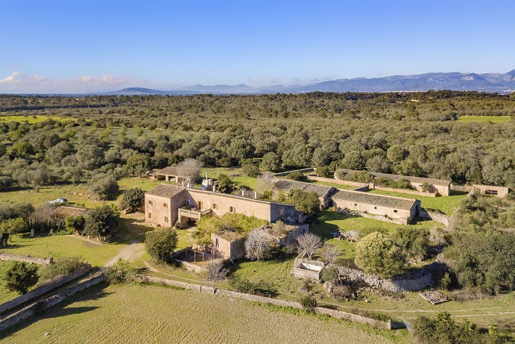 7 soveværelse Finca/Landehus til salg i Lloret de Vista Alegre med garage - € 2.710.000 (Ref: 6535849)