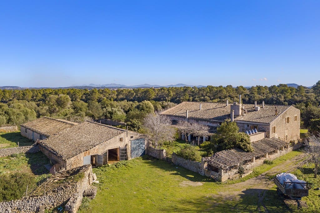 7 soveværelse Finca/Landehus til salg i Lloret de Vista Alegre med garage - € 2.710.000 (Ref: 6535849)