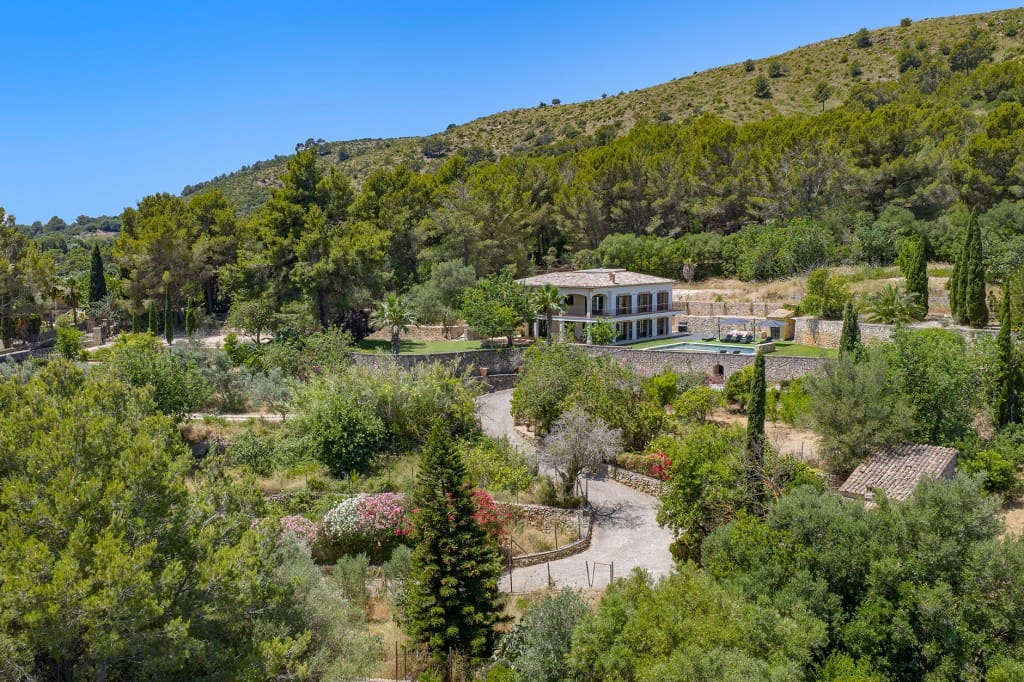5 soveværelse Finca/Landehus til salg i Alcudia med swimmingpool garage - € 3.750.000 (Ref: 6627249)
