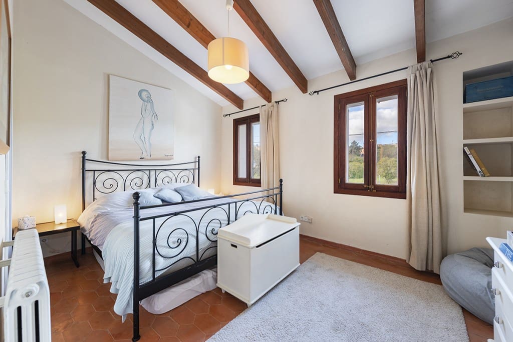 4 soveværelse Byhus til salg i Santa Eugenia med swimmingpool garage - € 1.200.000 (Ref: 6738255)