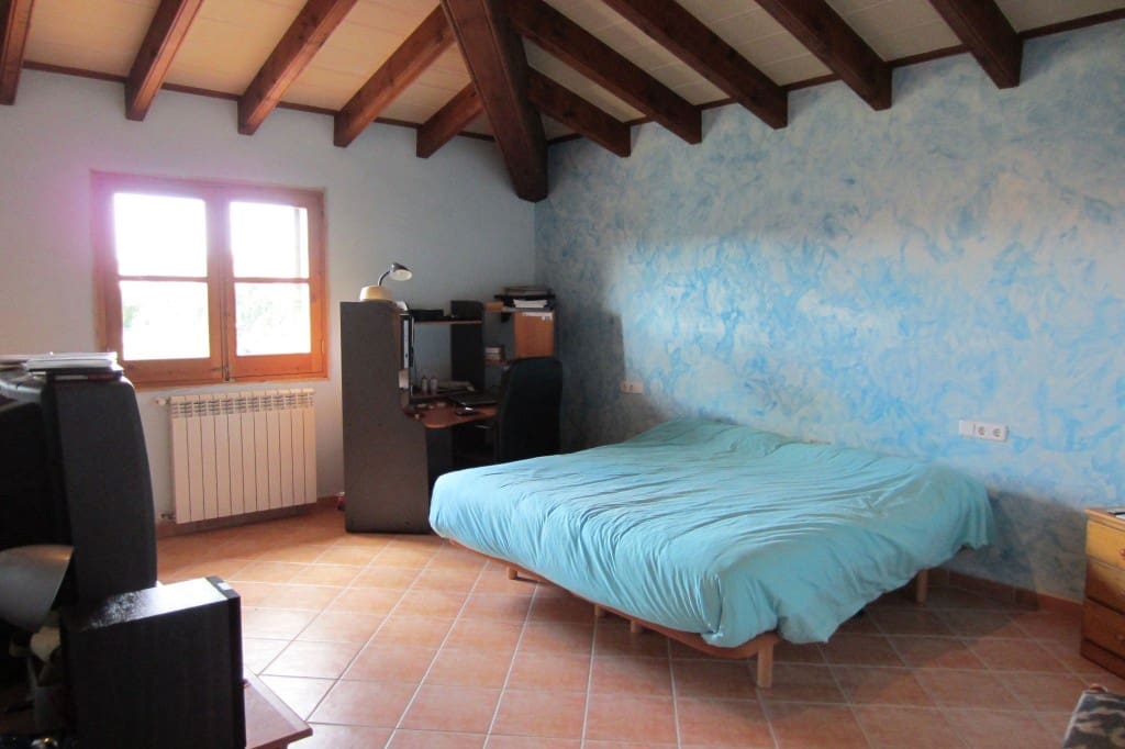 7 soveværelse Finca/Landehus til salg i Lloret de Vista Alegre med swimmingpool garage - € 2.650.000 (Ref: 6851622)