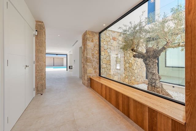 5 slaapkamer Villa te koop in Pollensa / Pollença met zwembad garage - € 3.800.000 (Ref: 6979155)