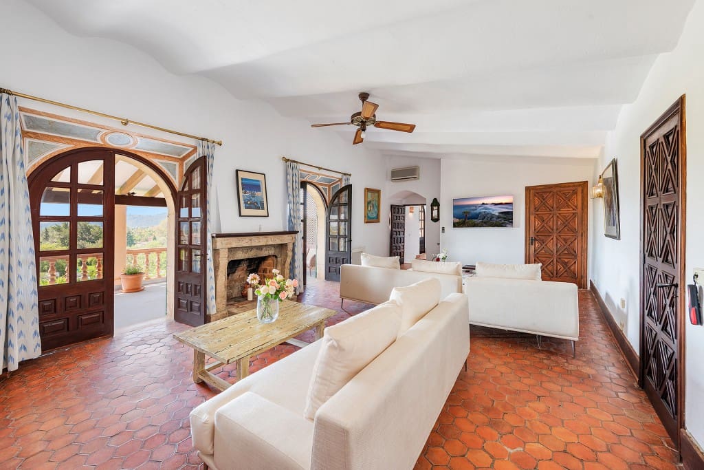 7 bedroom Finca/Country House for sale in Pollensa / Pollenca with pool garage - € 6,800,000 (Ref: 7016164)