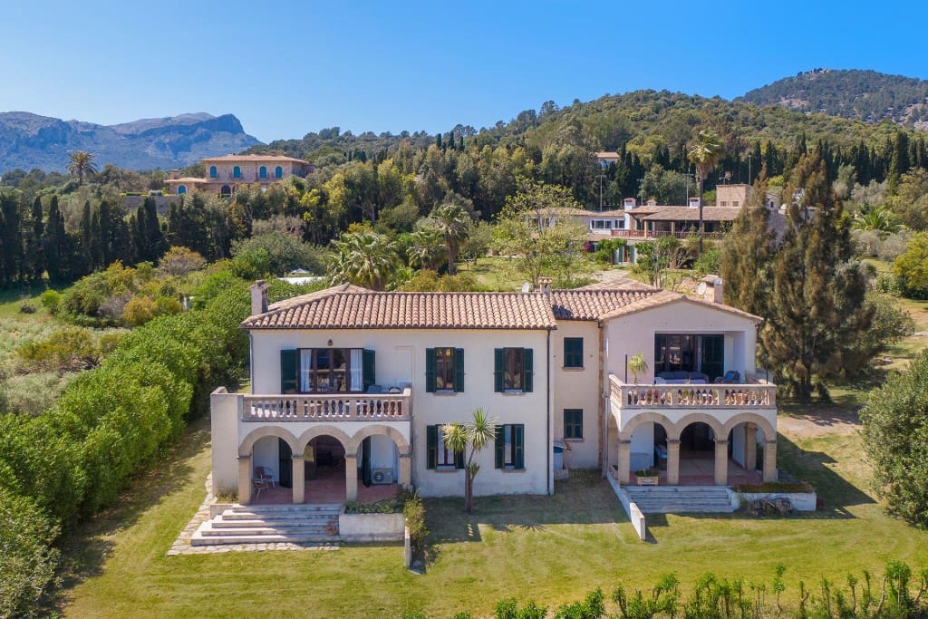 7 bedroom Finca/Country House for sale in Pollensa / Pollenca with pool garage - € 6,800,000 (Ref: 7016164)