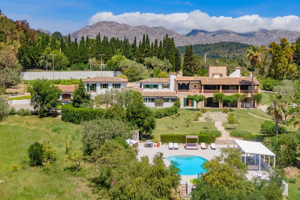 7 bedroom Finca/Country House for sale in Pollensa / Pollenca with pool garage - € 6,800,000 (Ref: 7016164)