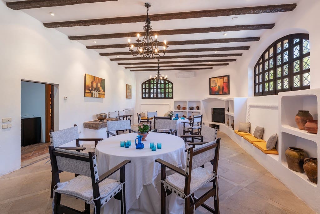 7 bedroom Finca/Country House for sale in Pollensa / Pollenca with pool garage - € 6,800,000 (Ref: 7016164)