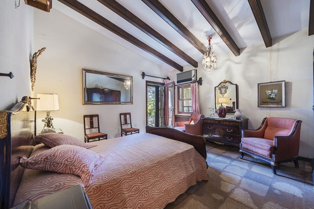 10 bedroom Finca/Country House for sale in Pollensa / Pollenca with pool garage - € 3,500,000 (Ref: 7024938)