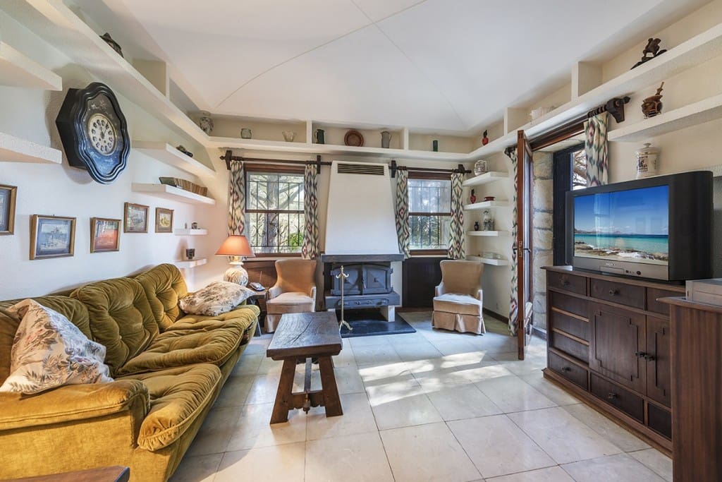 10 bedroom Finca/Country House for sale in Pollensa / Pollenca with pool garage - € 3,500,000 (Ref: 7024938)