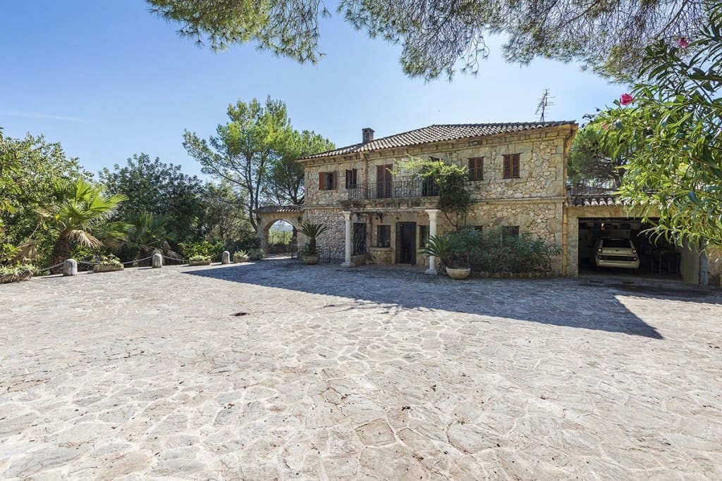 10 bedroom Finca/Country House for sale in Pollensa / Pollenca with pool garage - € 3,500,000 (Ref: 7024938)