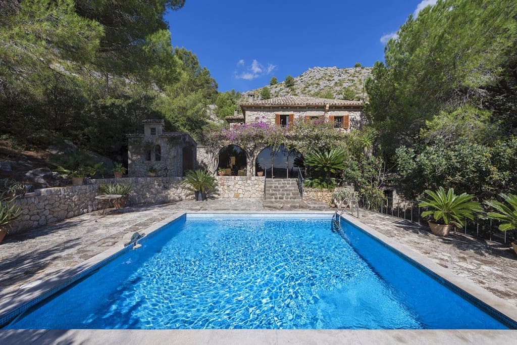10 bedroom Finca/Country House for sale in Pollensa / Pollenca with pool garage - € 3,500,000 (Ref: 7024938)