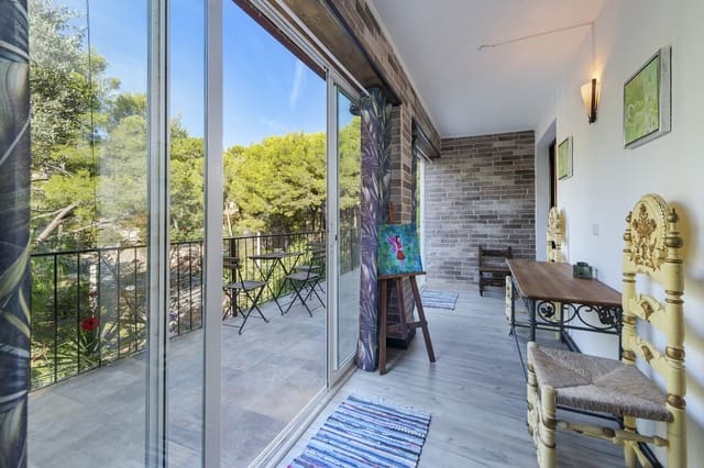 3 makuuhuone Huvila myytävänä paikassa Costa d'en Blanes, Calvià mukana uima-altaan 
autotalli - 1 790 000 € (Ref: 7085216)