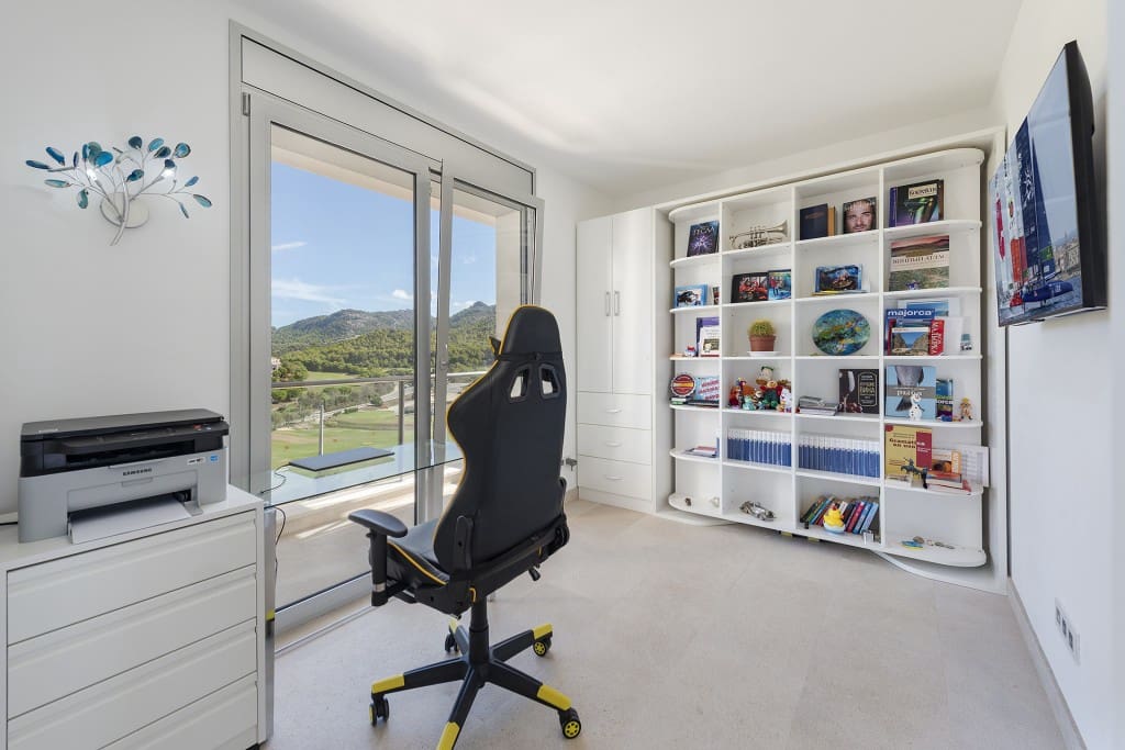 4 soveværelse Lejlighed til salg i Es Camp De Mar / El Camp De Mar med swimmingpool garage - € 3.100.000 (Ref: 7088057)