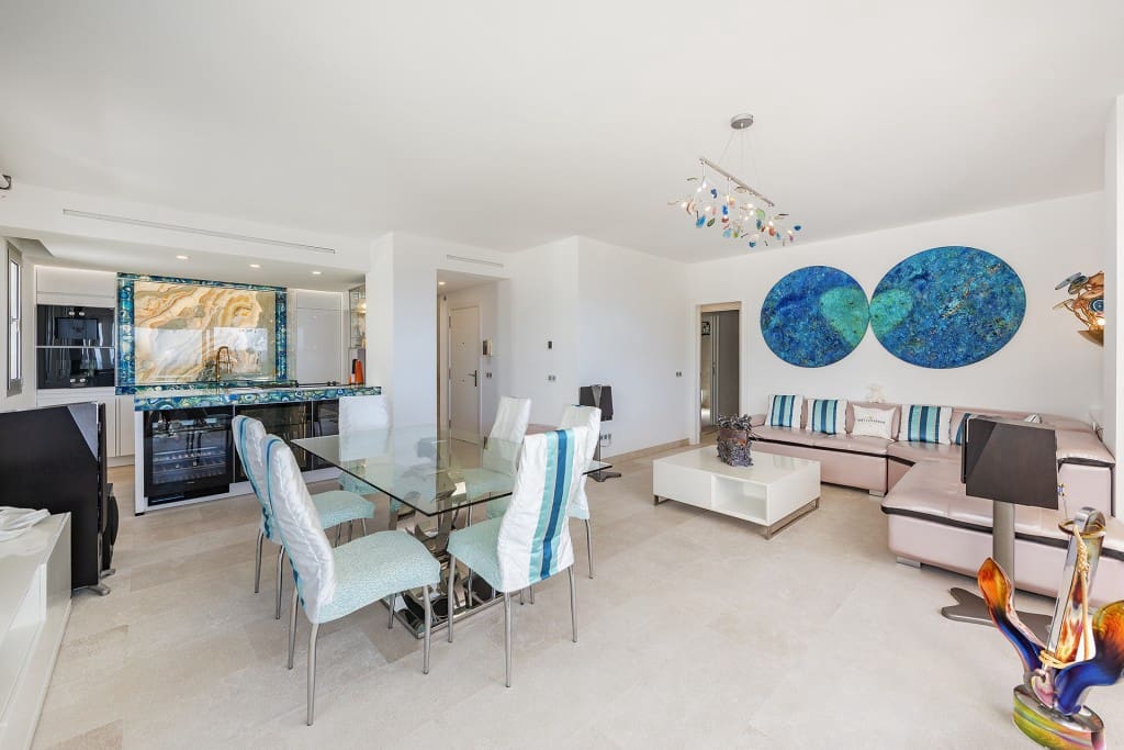 4 soveværelse Lejlighed til salg i Es Camp De Mar / El Camp De Mar med swimmingpool garage - € 3.100.000 (Ref: 7088057)