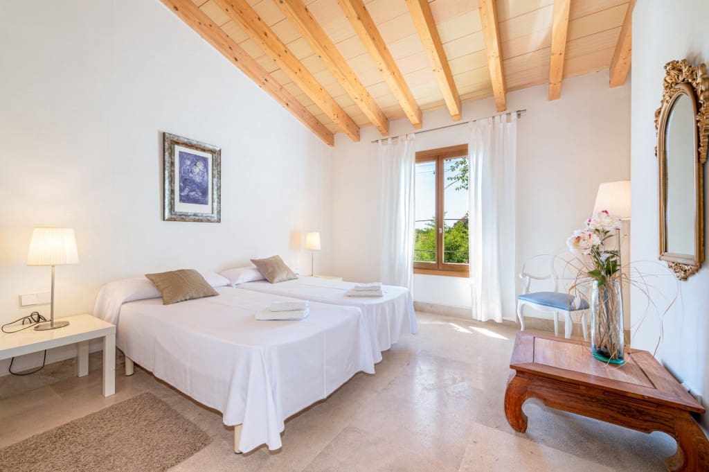 6 chambre Finca/Maison de Campagne à vendre à Buger avec piscine garage - 2 500 000 € (Ref: 7102027)