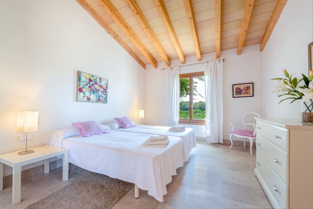 6 chambre Finca/Maison de Campagne à vendre à Buger avec piscine garage - 2 500 000 € (Ref: 7102027)