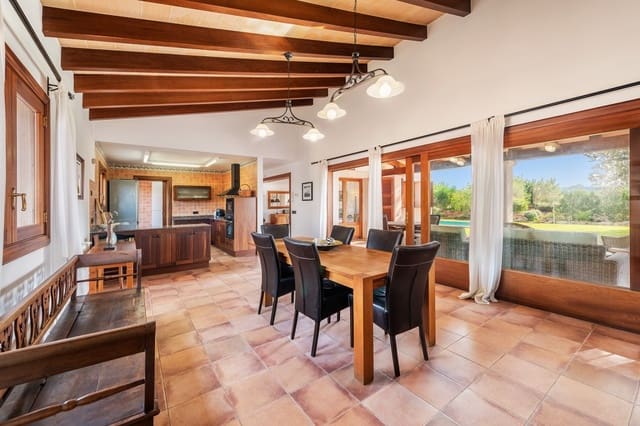 4 soveværelse Finca/Landehus til salg i Pollensa / Pollença med swimmingpool garage - € 2.150.000 (Ref: 7251070)