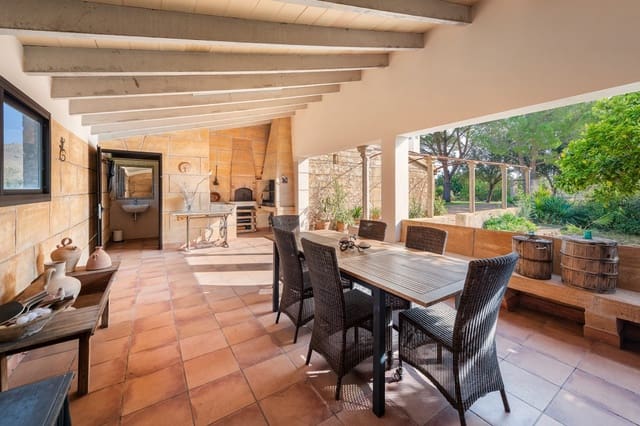 4 soveværelse Finca/Landehus til salg i Pollensa / Pollença med swimmingpool garage - € 2.150.000 (Ref: 7251070)