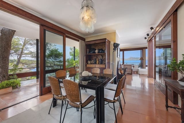 8 soverom Villa til salgs i Mal Pas-Bon Aire, Alcúdia med svømmebasseng garasje - € 9 400 000 (Ref: 7330741)