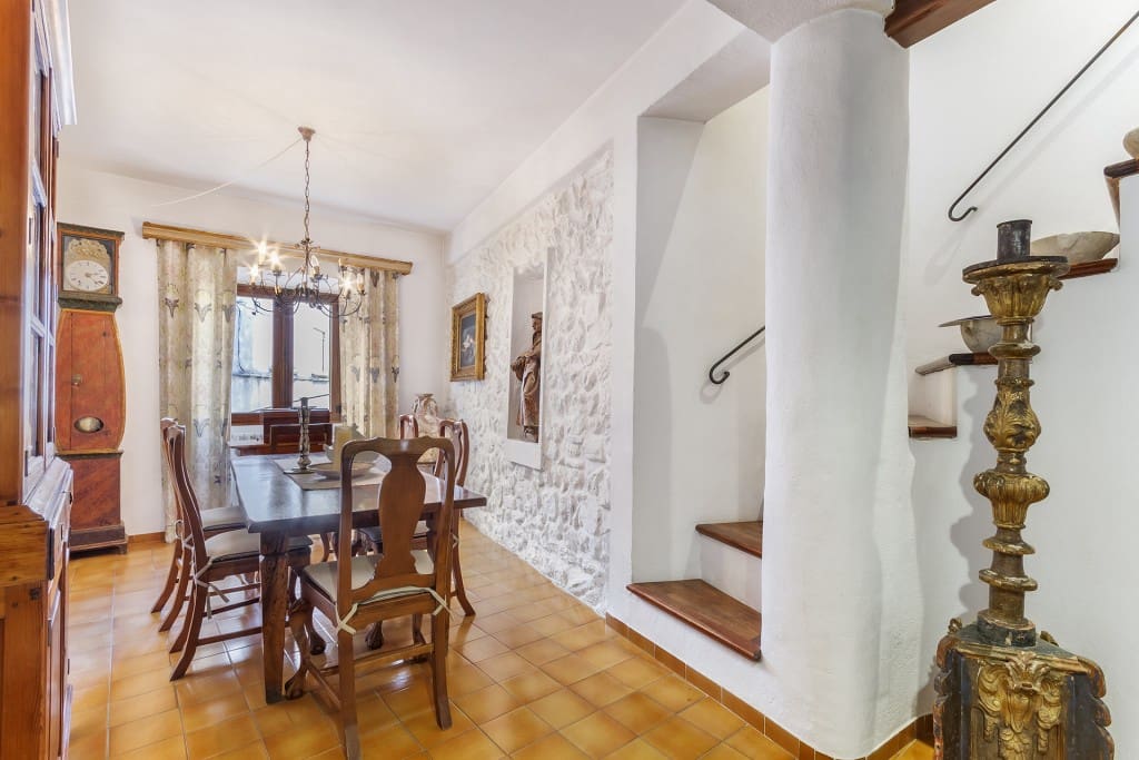 4 soverom Hus til salgs i Pollensa / Pollenca med garasje - € 850 000 (Ref: 7392359)