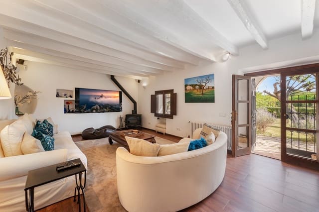 4 sypialnia Finka/Dom wiejski na sprzedaż w Santa María del Camí z basenem garażem - 2 350 000 € (Ref: 7539251)
