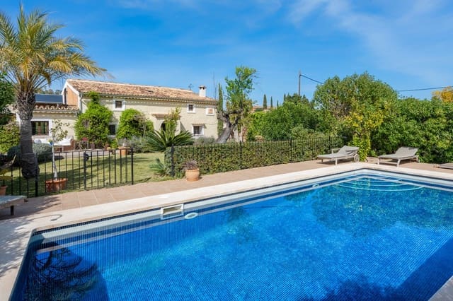 4 soveværelse Finca/Landehus til salg i Santa María del Camí med swimmingpool garage - € 1.990.000 (Ref: 7539251)