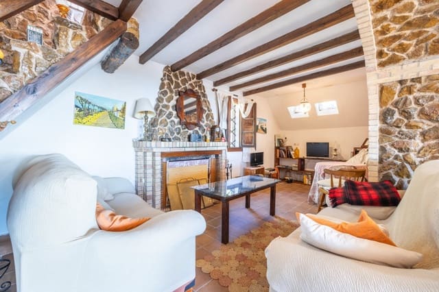 2 slaapkamer Villa te koop in Puigpunyent met zwembad - € 799.000 (Ref: 7603996)