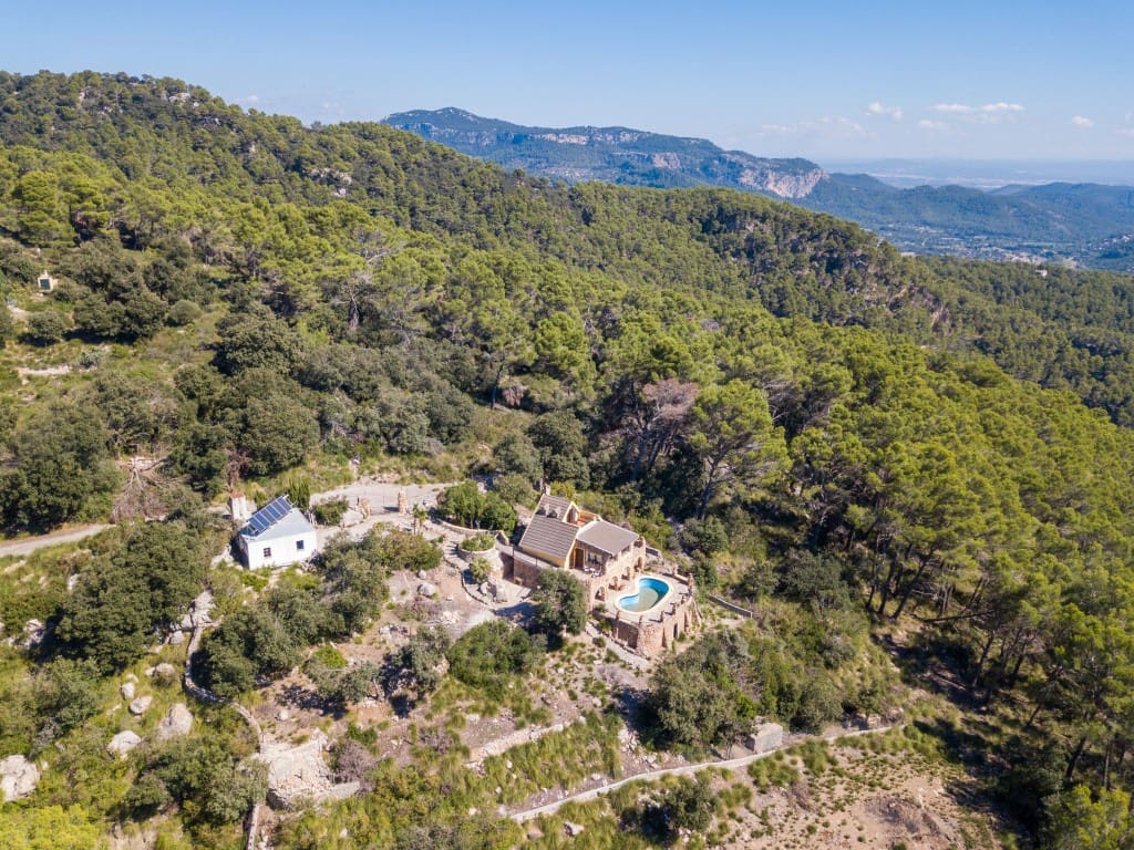 2 soveværelse Villa til salg i Puigpunyent med swimmingpool - € 799.000 (Ref: 7603996)