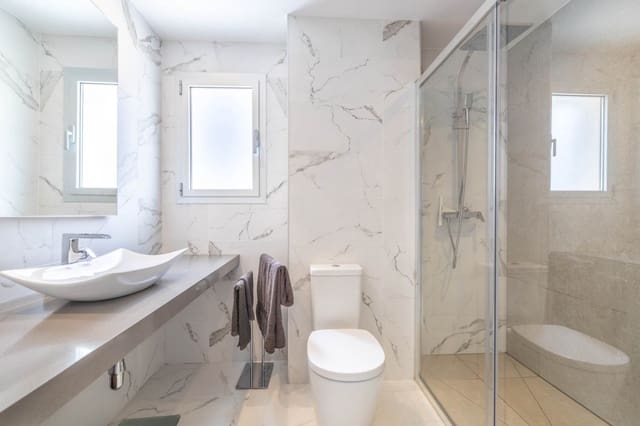 3 bedroom Apartment for sale in Santa Ponsa, Calvià with pool - € 1,500,000 (Ref: 7713012)