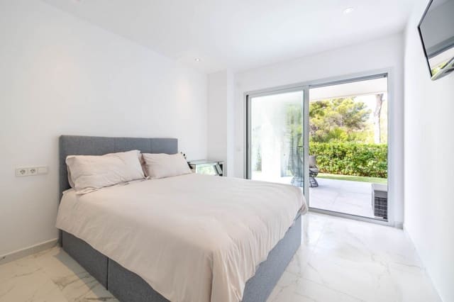 3 bedroom Apartment for sale in Santa Ponsa, Calvià with pool - € 1,500,000 (Ref: 7713012)